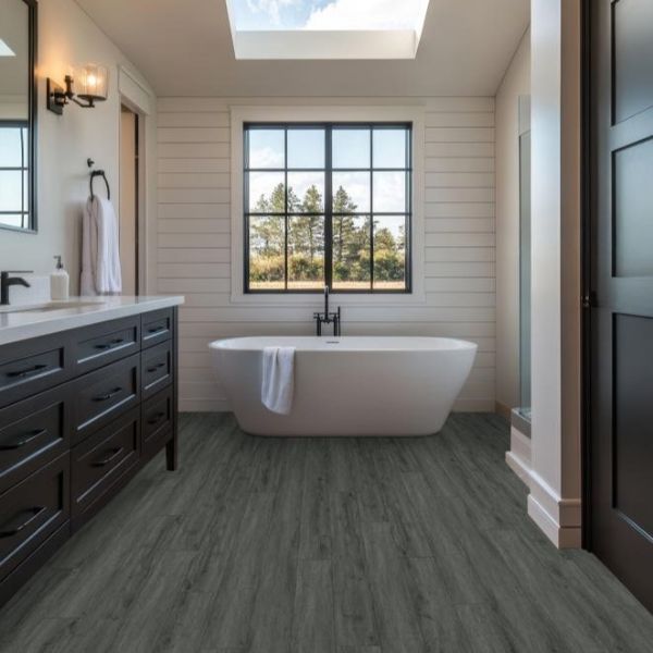 Picture of Leeds Oak 18,2x122 SPC Vinyl Flooring Planks